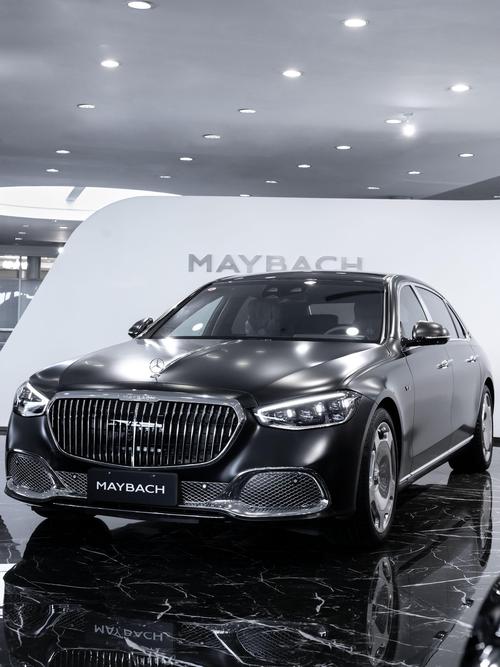 成都56岚图汽车的售后服务让用户无忧出行，迈巴赫未来的豪华车趋势